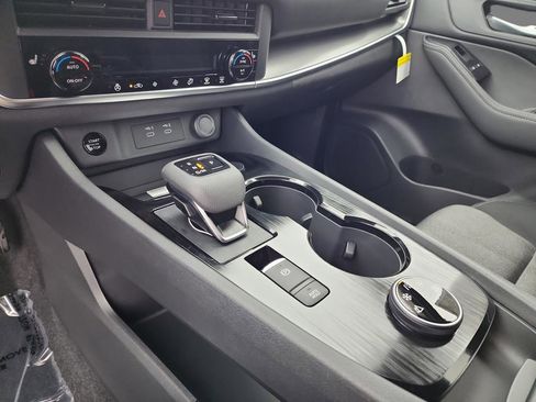 New 2026 Nissan Rogue SV w/ Cold Weather Package image 19