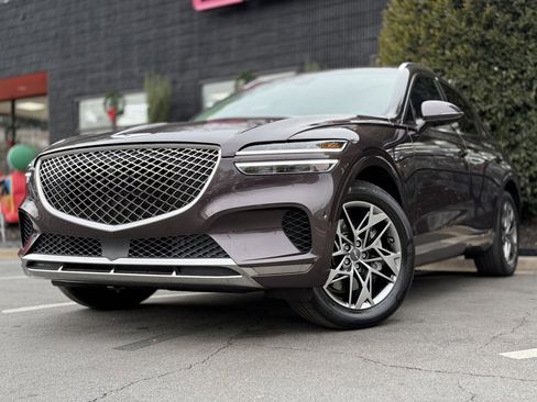 Used 2023 Genesis GV70 2.5T w/ Advanced Package image 2