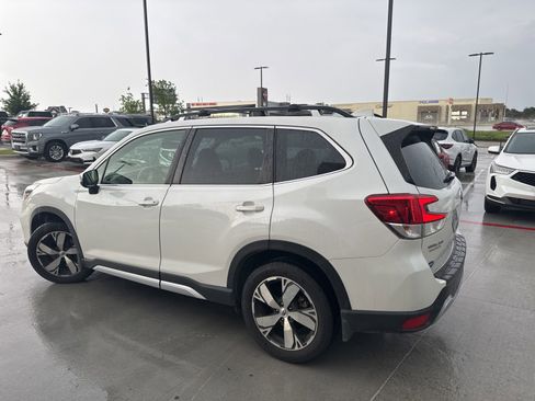 Used 2021 Subaru Forester Touring w/ Popular Package #2 AWD/4WD image 3