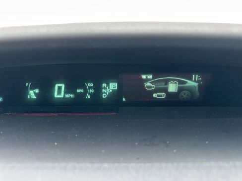 Used 2015 Toyota Prius Three image 27