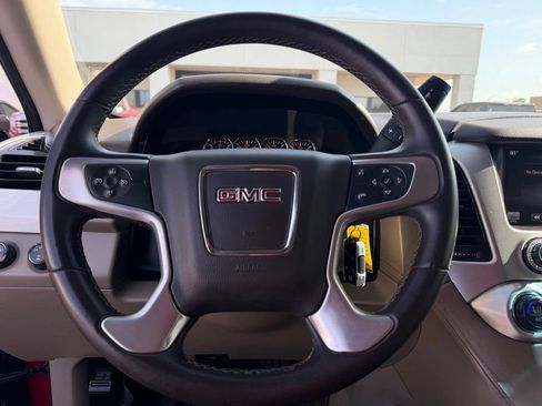 Used 2015 GMC Yukon SLE AWD/4WD image 25