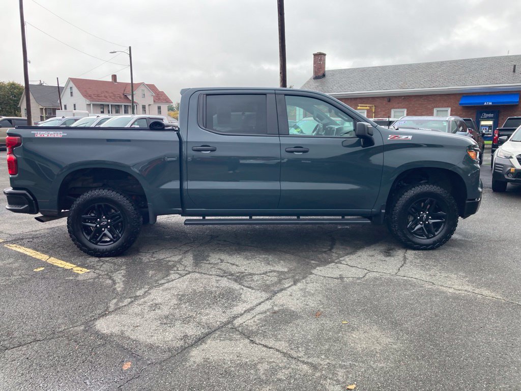 Used 2025 Chevrolet Silverado 1500 Custom Trail Boss AWD/4WD image 29
