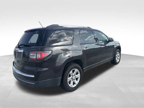 Used 2015 GMC Acadia SLE image 3