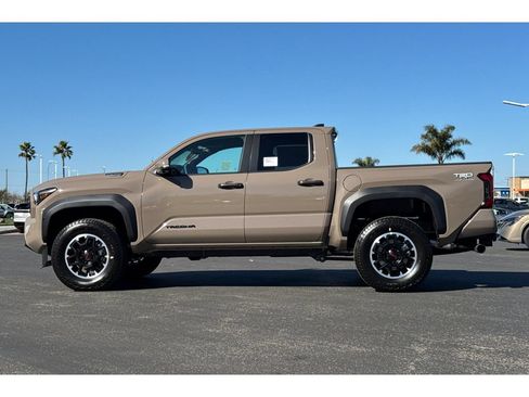New 2026 Toyota Tacoma TRD Off-Road AWD/4WD image 7