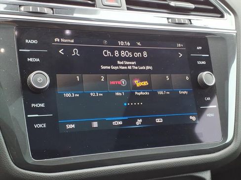 Used 2022 Volkswagen Tiguan SE w/ Panoramic Sunroof Package image 20