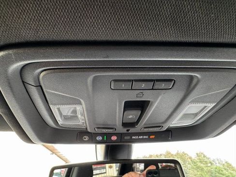 Used 2021 GMC Sierra 1500 AT4 w/ AT4 Preferred Package AWD/4WD image 25