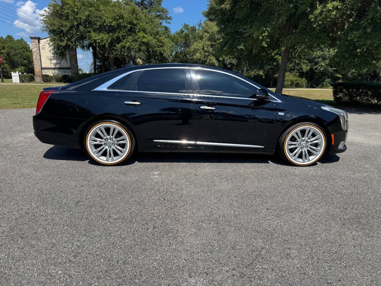 Used 2019 Cadillac XTS Luxury FWD image 7