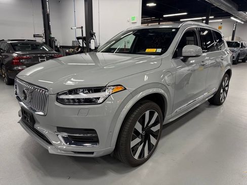 Used 2024 Volvo XC90 T8 Plus w/ Protection Package Premier AWD/4WD image 1