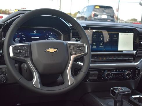 New 2026 Chevrolet Silverado 1500 LTZ w/ LTZ Premium Package image 25