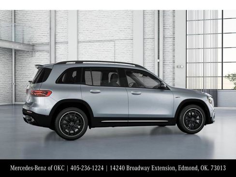 New 2026 Mercedes-Benz GLB 35 AMG 4MATIC image 18