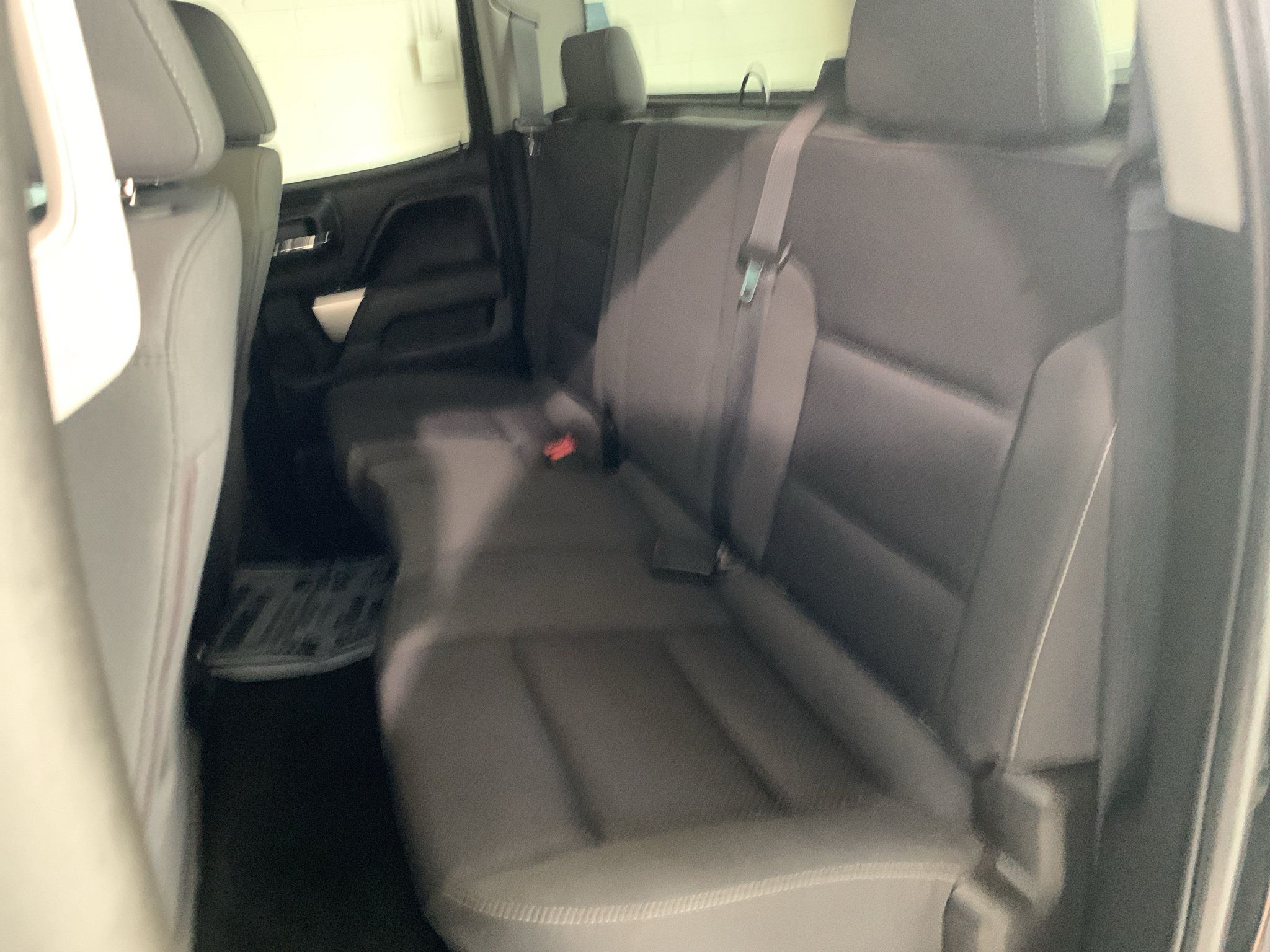 Used 2018 Chevrolet Silverado 1500 LT AWD/4WD image 14