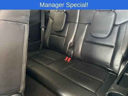 Used 2022 Ford Explorer XLT w/ Equipment Group 202A image 14