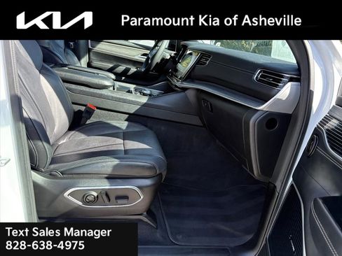 Used 2024 Jeep Wagoneer Series II image 19