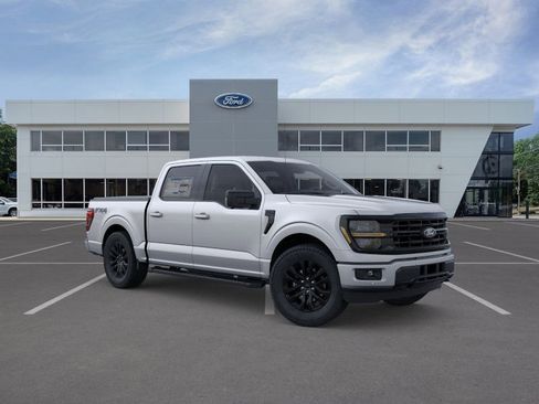 New 2025 Ford F150 XLT w/ Equipment Group 302A MID image 29