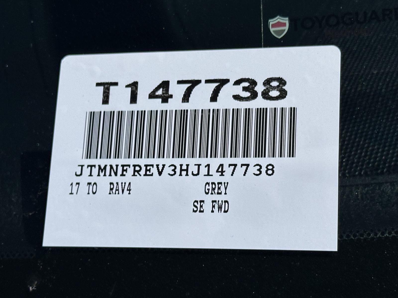 Used 2017 Toyota RAV4 SE w/ Advanced Technology Package FWD image 15