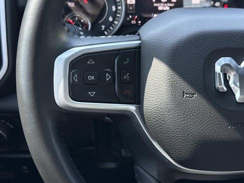 Used 2022 RAM 1500 Big Horn AWD/4WD image 8