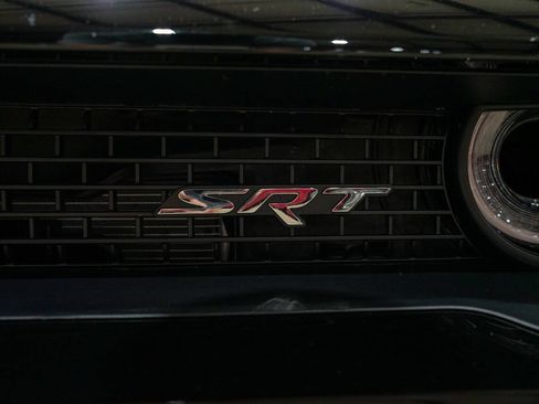 Used 2016 Dodge Challenger SRT Hellcat RWD image 21