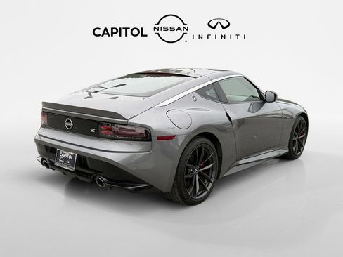 Used 2024 Nissan Z Performance w/ Floor Mat Package image 5