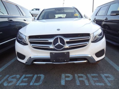Used 2019 Mercedes-Benz GLC 300 4MATIC image 11