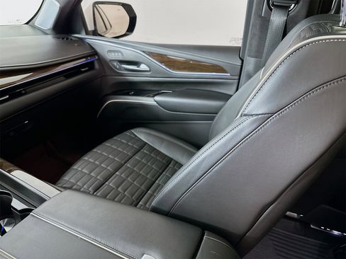 Used 2023 Cadillac Escalade Sport Platinum image 26