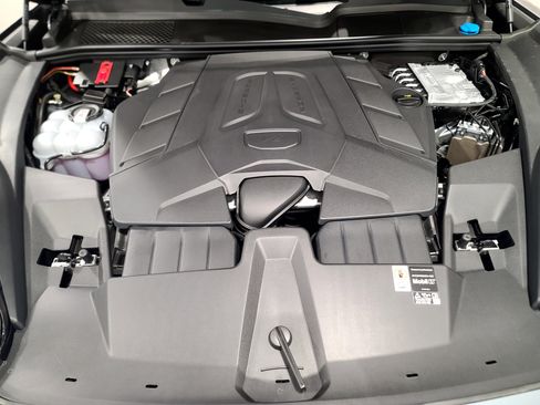 New 2026 Porsche Cayenne Coupe image 29