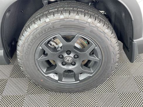 New 2025 Honda Pilot TrailSport image 23