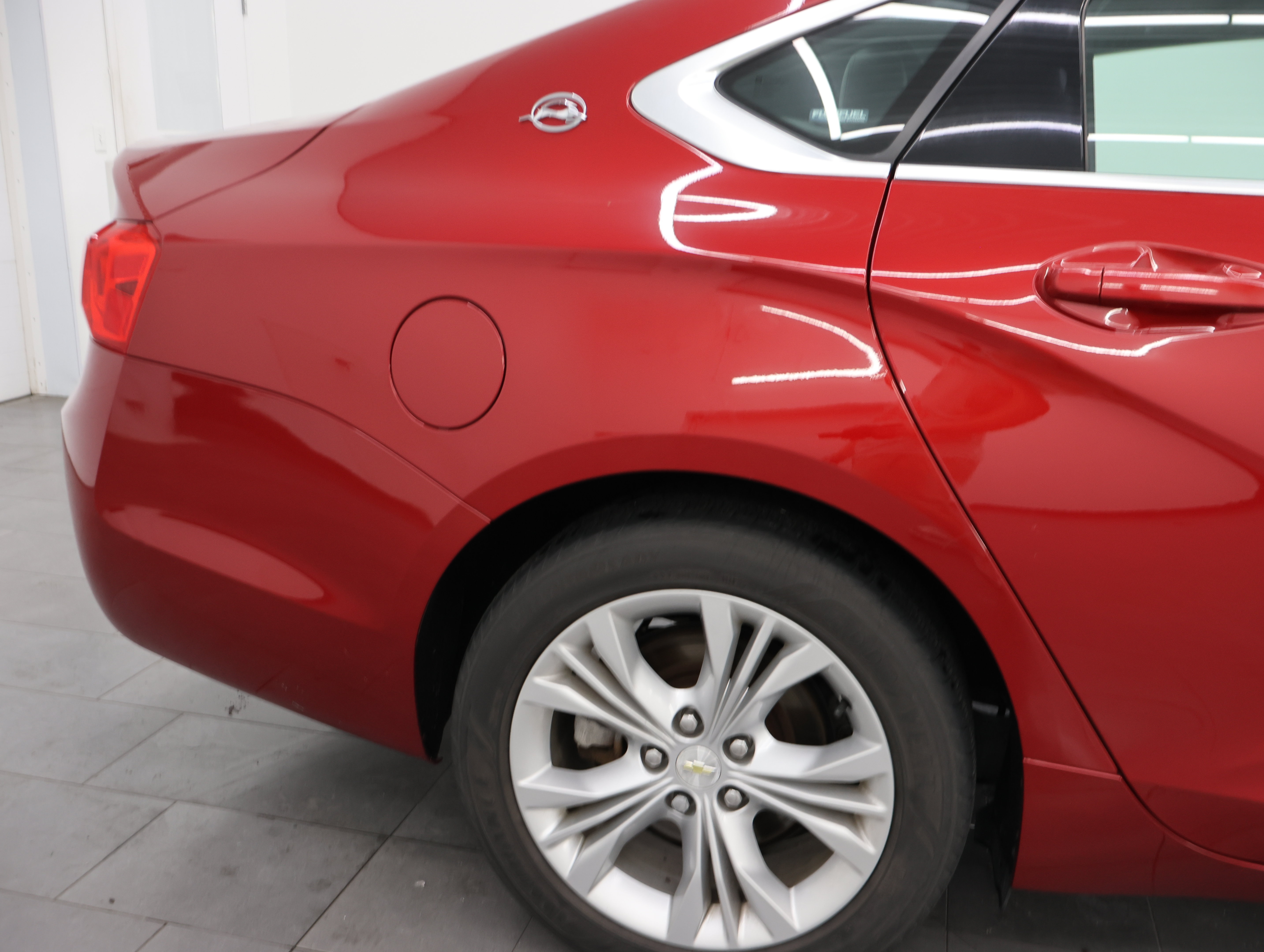 Used 2015 Chevrolet Impala LT w/ Convenience Package FWD image 24