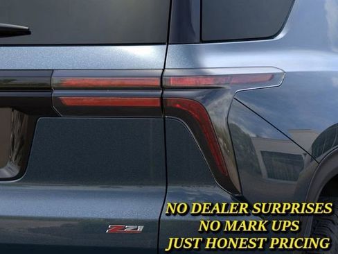 New 2026 Chevrolet Traverse Z71 w/ Enhanced Driving Package image 11