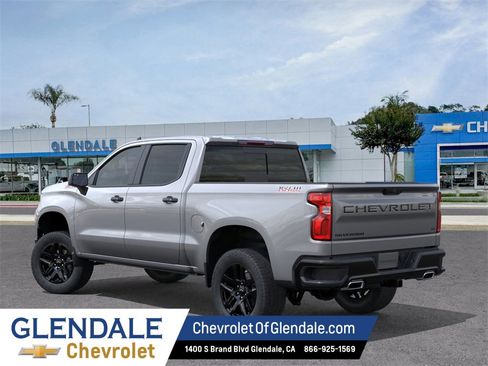 New 2026 Chevrolet Silverado 1500 LT Trail Boss w/ Convenience Package II image 3