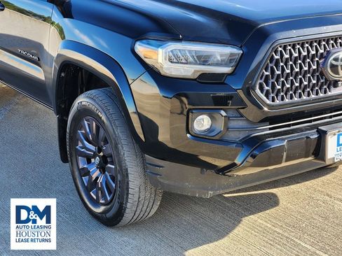 Used 2022 Toyota Tacoma Limited w/ Nightshade Package image 11