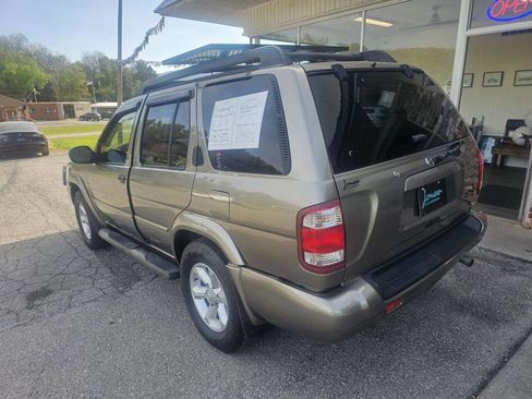 Used 2003 Nissan Pathfinder SE image 5