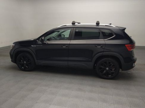 Used 2022 Volkswagen Taos SE AWD/4WD image 3