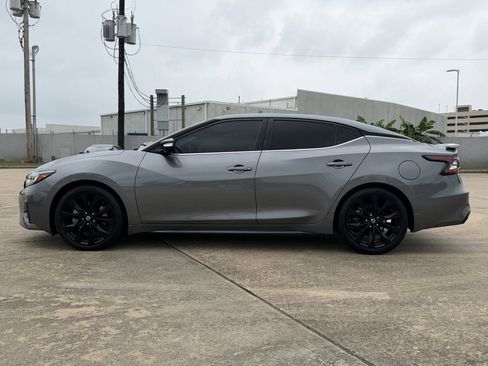 Used 2021 Nissan Maxima SR w/ Sport Mat Group FWD image 6