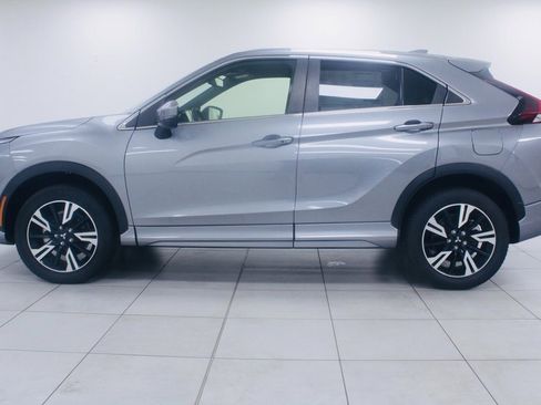 New 2024 Mitsubishi Eclipse Cross SEL image 2