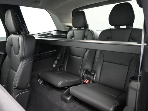 New 2025 Volvo XC90 T8 Ultra w/ Protection Package Premier AWD/4WD image 27