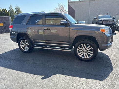 Used 2010 Toyota 4Runner SR5 image 6