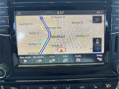 Used 2017 Volkswagen Jetta SEL FWD image 12
