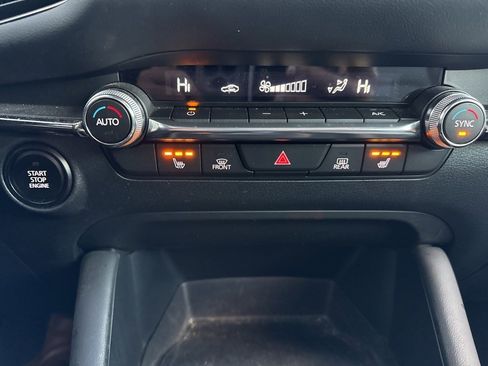 Used 2023 MAZDA MAZDA3 s image 17