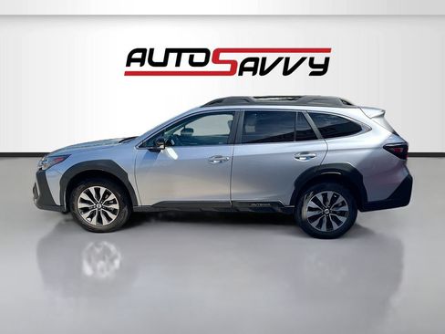 Used 2025 Subaru Outback Limited XT AWD/4WD image 4