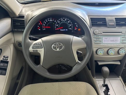 Used 2008 Toyota Camry LE FWD image 25