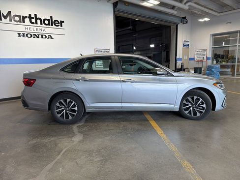 Used 2025 Volkswagen Jetta S FWD image 4