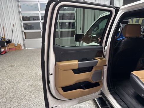 Used 2021 Ford F150 Lariat w/ Equipment Group 501A Mid image 15