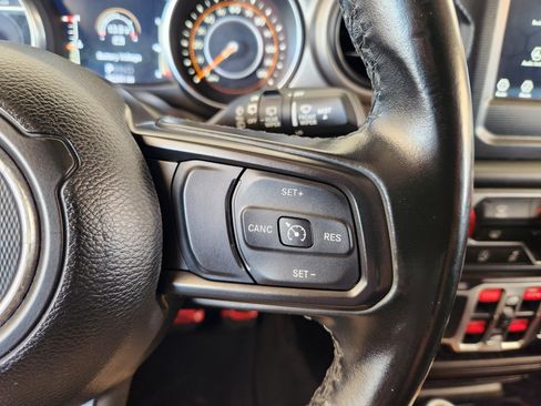 Used 2021 Jeep Wrangler Unlimited Sport AWD/4WD image 30