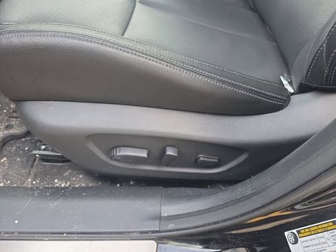 Used 2019 Nissan Rogue SL w/ Premium Package image 17