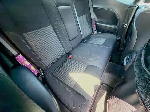 Used 2018 Dodge Challenger R/T w/ Driver Convenience Group RWD image 13