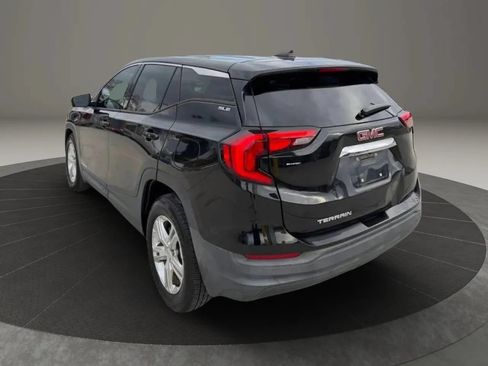 Used 2018 GMC Terrain SLE FWD image 17