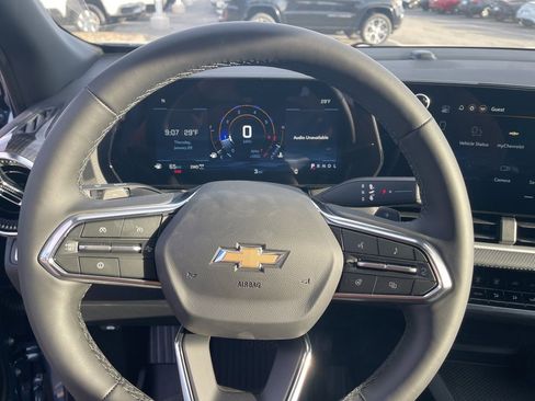 New 2026 Chevrolet Equinox LT w/ LPO, Floor Liner Package image 19