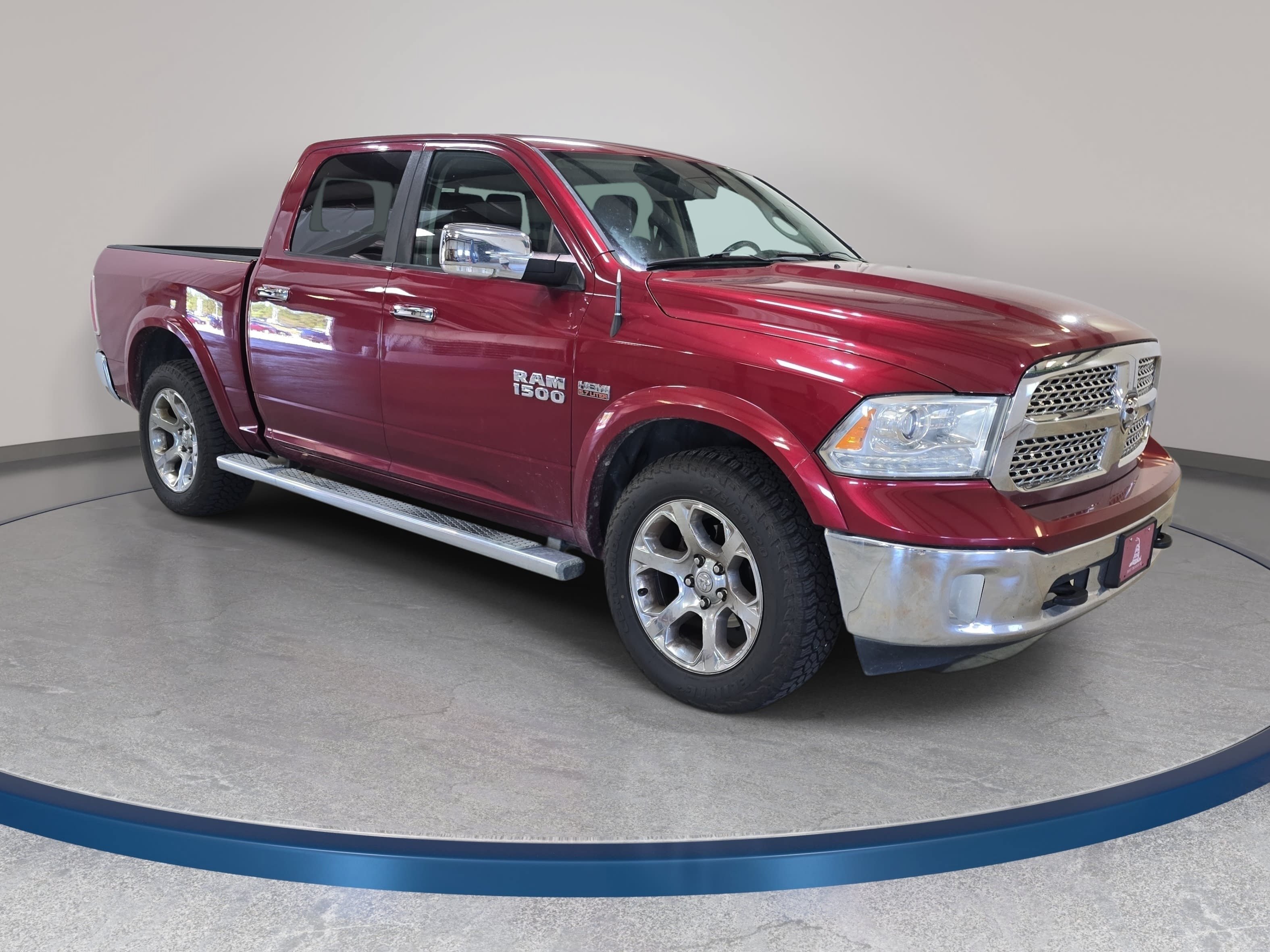 Used 2014 RAM 1500 Laramie w/ Convenience Group AWD/4WD image 4