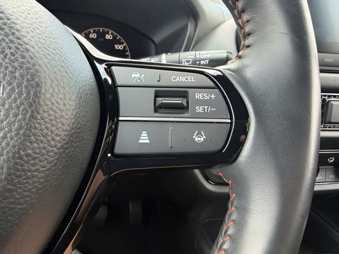 Used 2024 Honda HR-V Sport image 14
