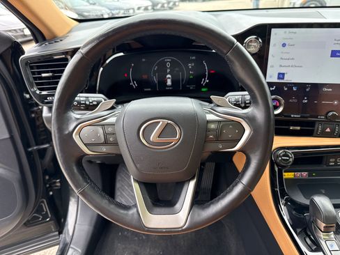 Used 2022 Lexus NX 350h AWD w/ Vision Package image 14
